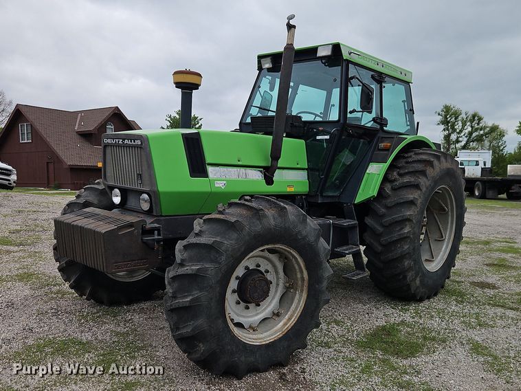 image for item EO7286 1986 Deutz-Allis 7145 MFWD tractor