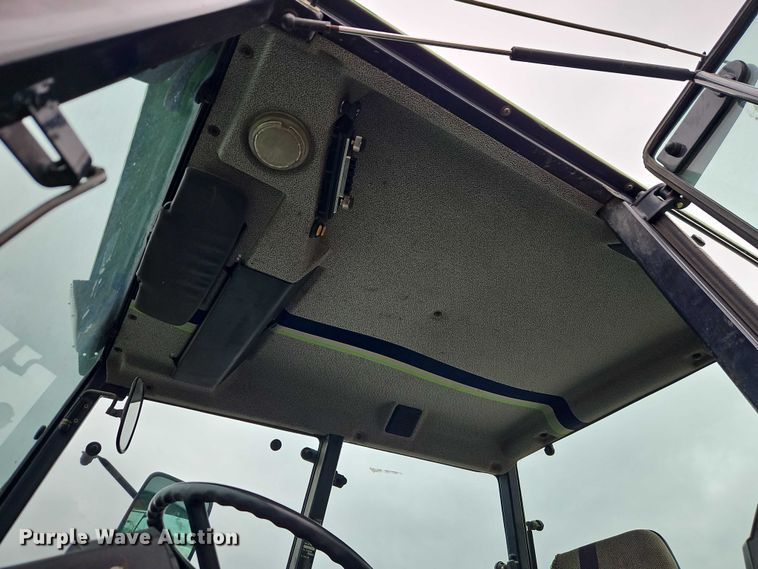 image for item EO7286 1986 Deutz-Allis 7145 MFWD tractor