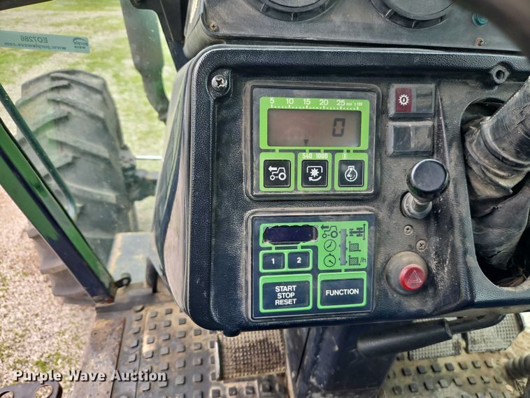 image for item EO7286 1986 Deutz-Allis 7145 MFWD tractor