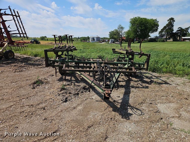 image for item EO7336 field cultivator