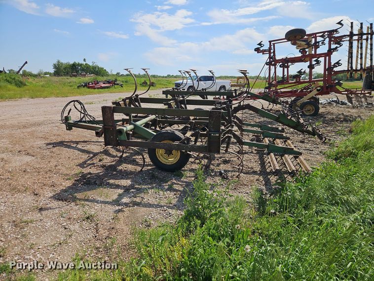image for item EO7336 field cultivator