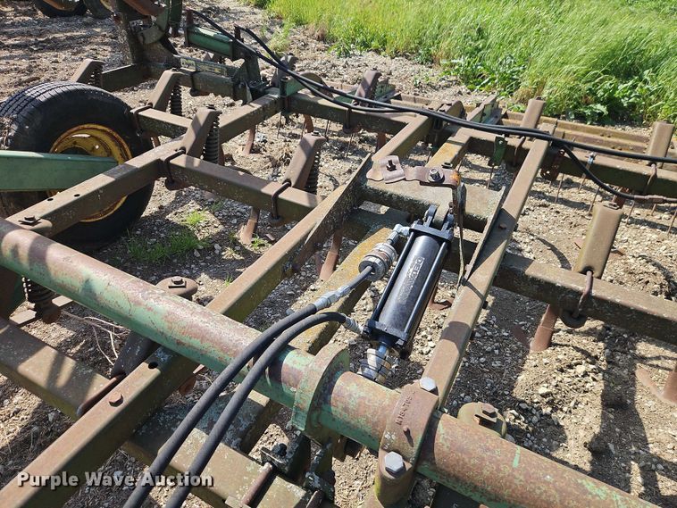 image for item EO7336 field cultivator