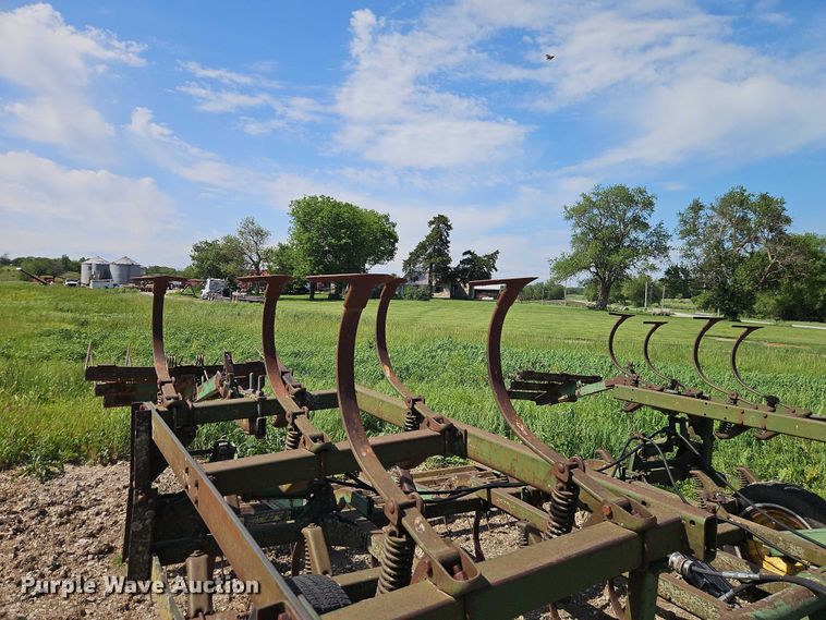 image for item EO7336 field cultivator