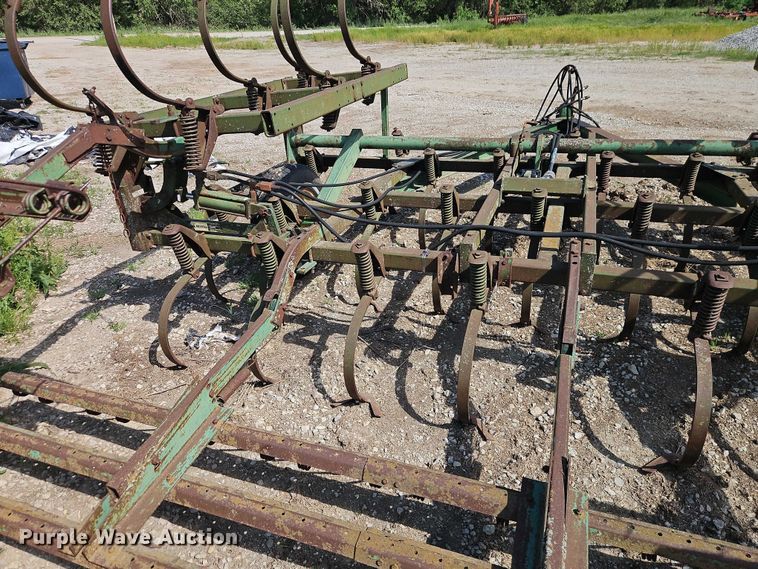 image for item EO7336 field cultivator