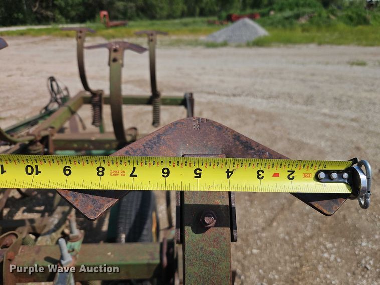 image for item EO7336 field cultivator