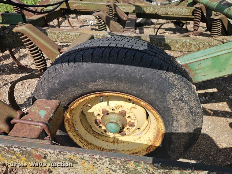 image for item EO7336 field cultivator