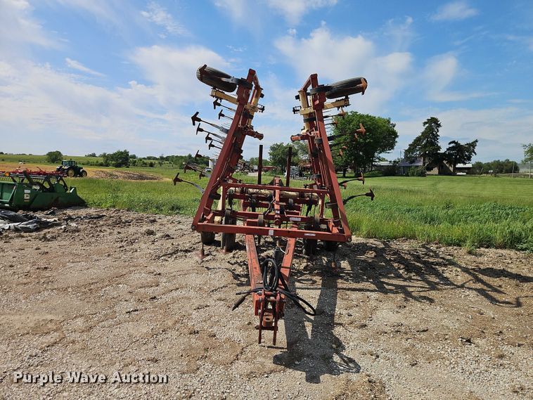 image for item EO7337 Krause 4223 field cultivator