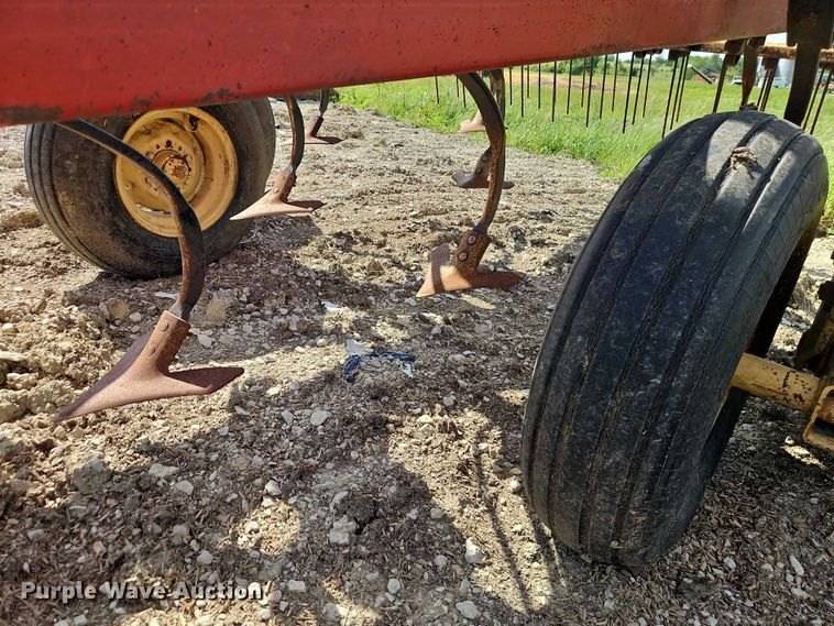 image for item EO7337 Krause 4223 field cultivator