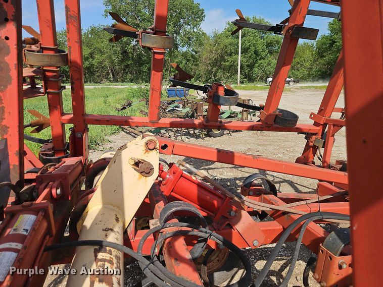 image for item EO7337 Krause 4223 field cultivator