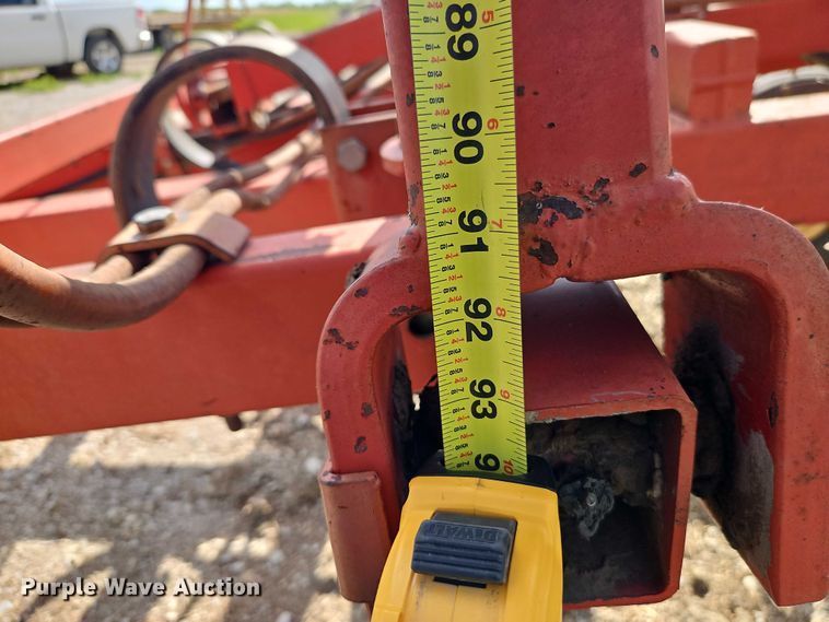 image for item EO7337 Krause 4223 field cultivator