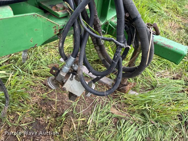 image for item ER0489 John Deere 7200 Conservation planter