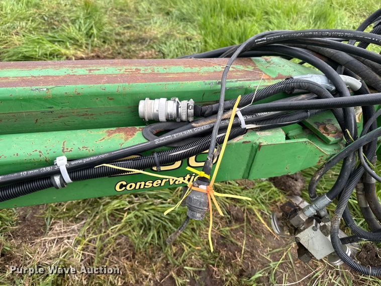 image for item ER0489 John Deere 7200 Conservation planter