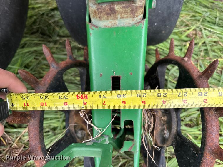 image for item ER0489 John Deere 7200 Conservation planter