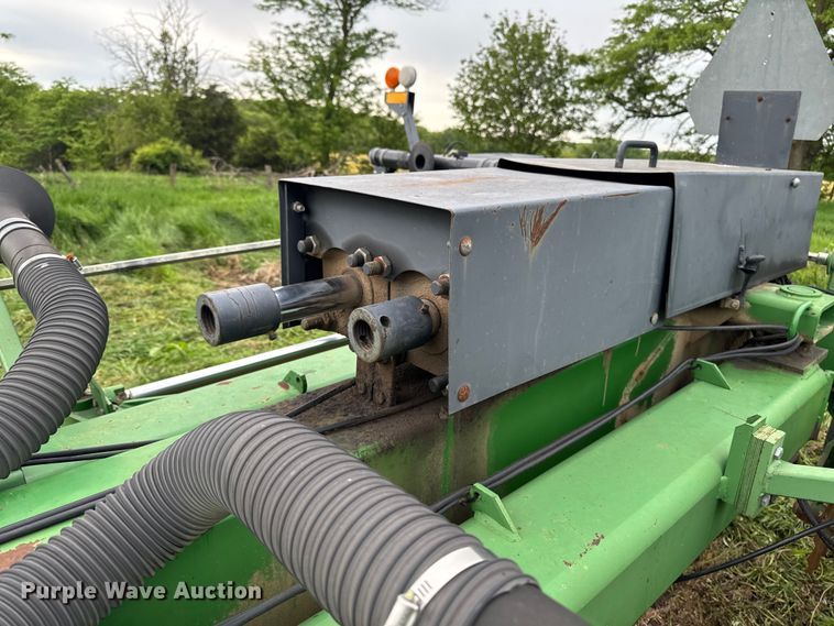 image for item ER0489 John Deere 7200 Conservation planter