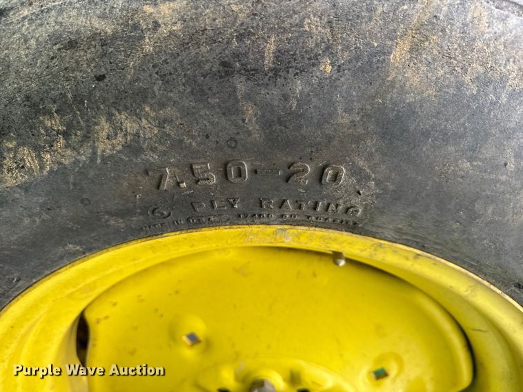 image for item ER0489 John Deere 7200 Conservation planter