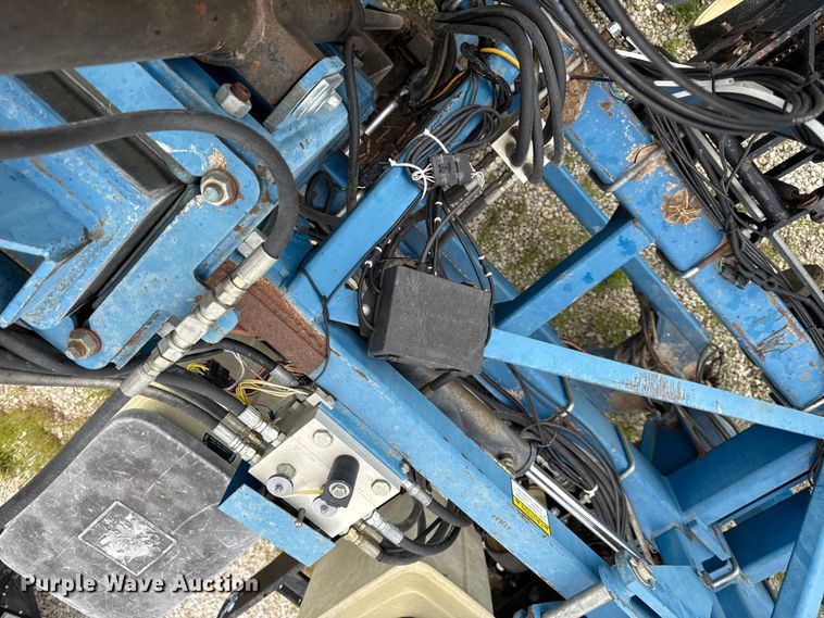 image for item ER0490 Kinze 2600 planter