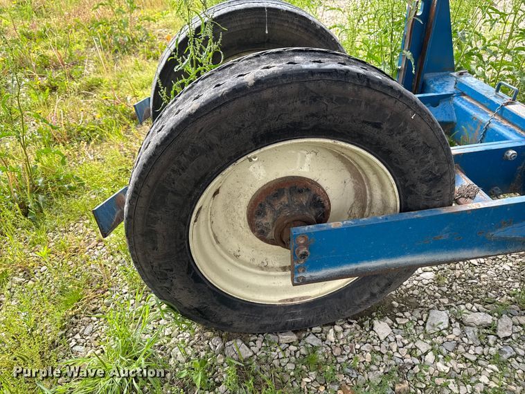 image for item ER0490 Kinze 2600 planter