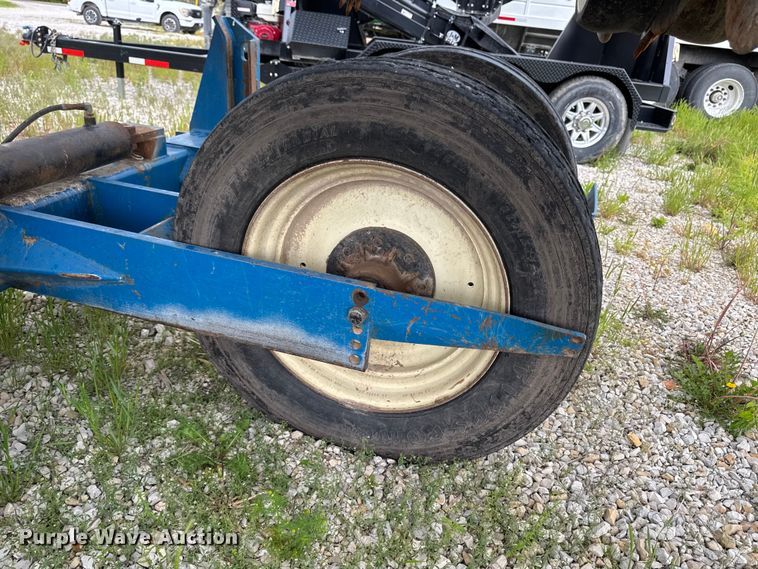 image for item ER0490 Kinze 2600 planter