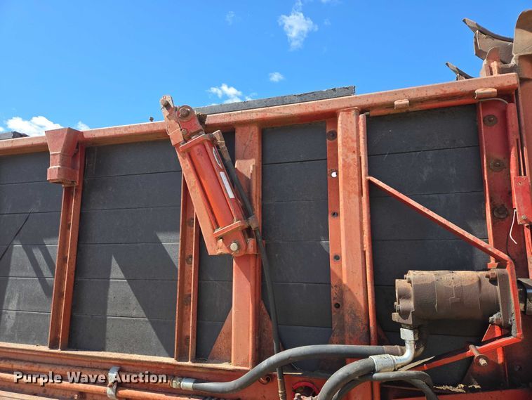 image for item ER1524 1989 Mack DM690S manure spreader truck
