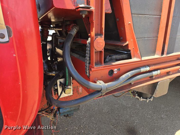 image for item ER1524 1989 Mack DM690S manure spreader truck
