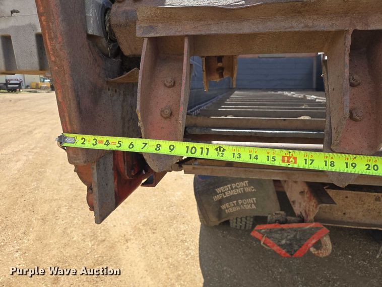image for item ER1524 1989 Mack DM690S manure spreader truck