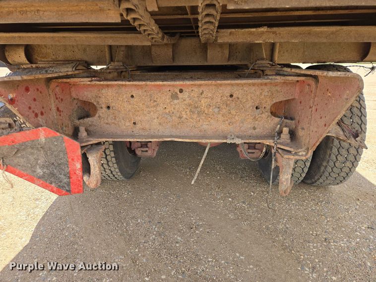 image for item ER1524 1989 Mack DM690S manure spreader truck