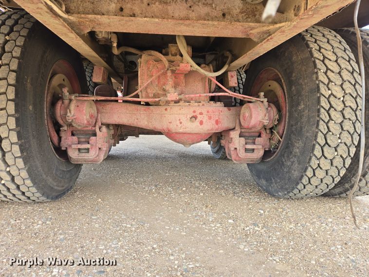image for item ER1524 1989 Mack DM690S manure spreader truck