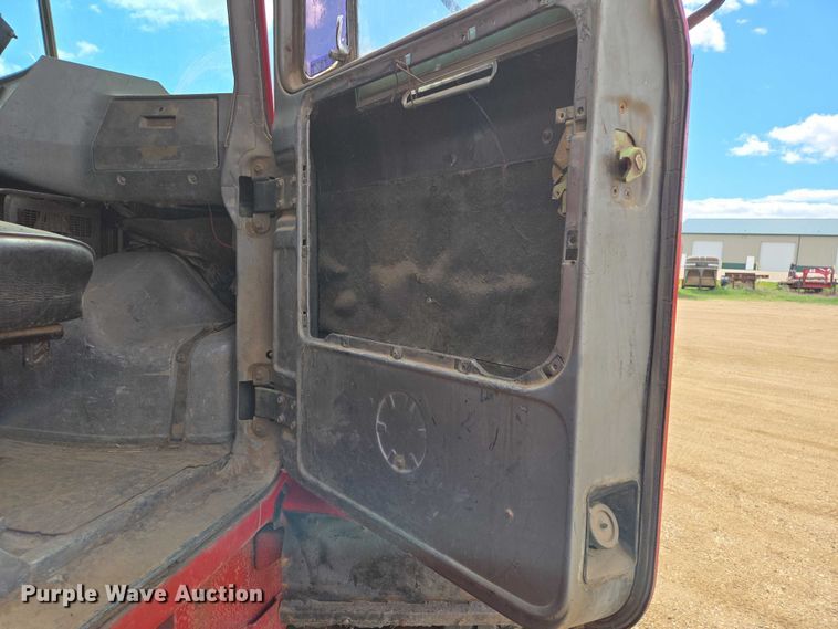 image for item ER1524 1989 Mack DM690S manure spreader truck