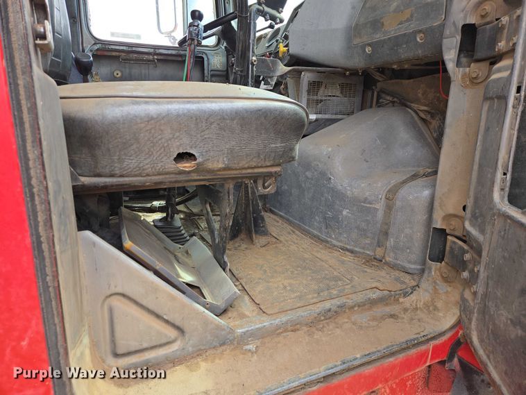 image for item ER1524 1989 Mack DM690S manure spreader truck