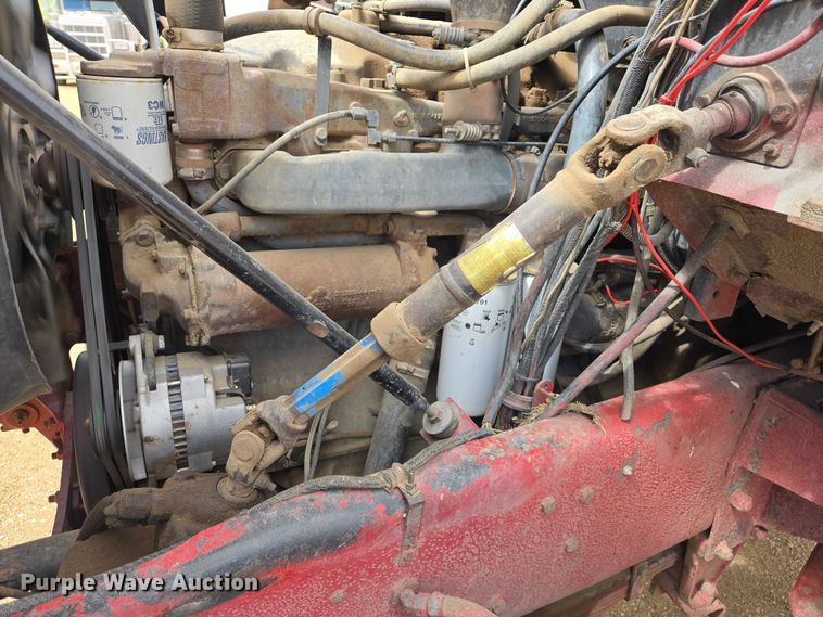 image for item ER1524 1989 Mack DM690S manure spreader truck