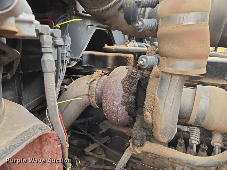 image for item ER1524 1989 Mack DM690S manure spreader truck