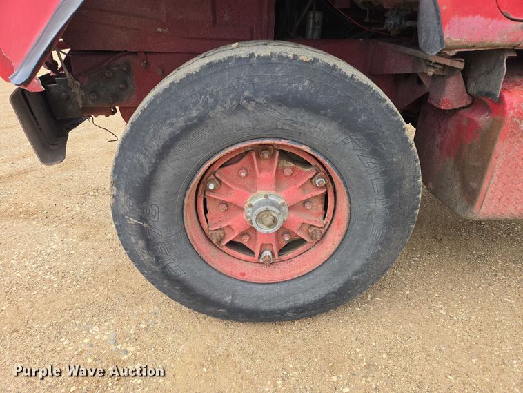 image for item ER1524 1989 Mack DM690S manure spreader truck