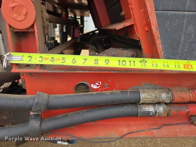 image for item ER1525 1991 International 8200 manure spreader truck
