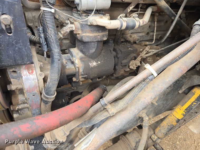 image for item ER1525 1991 International 8200 manure spreader truck