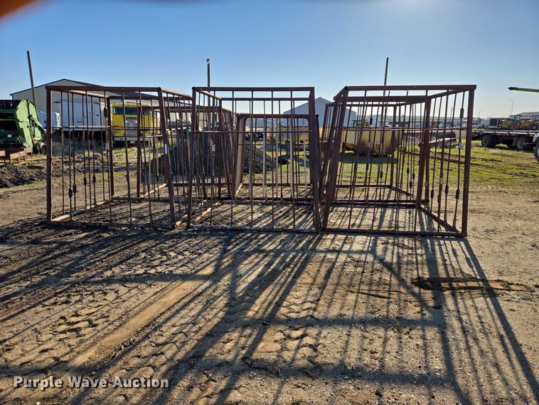 image for item ER1536 (6) hay bale feeders
