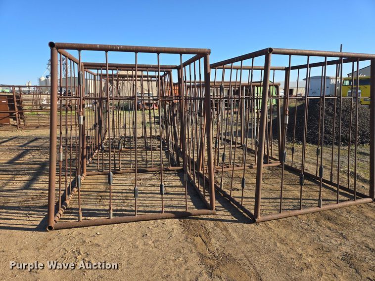 image for item ER1536 (6) hay bale feeders