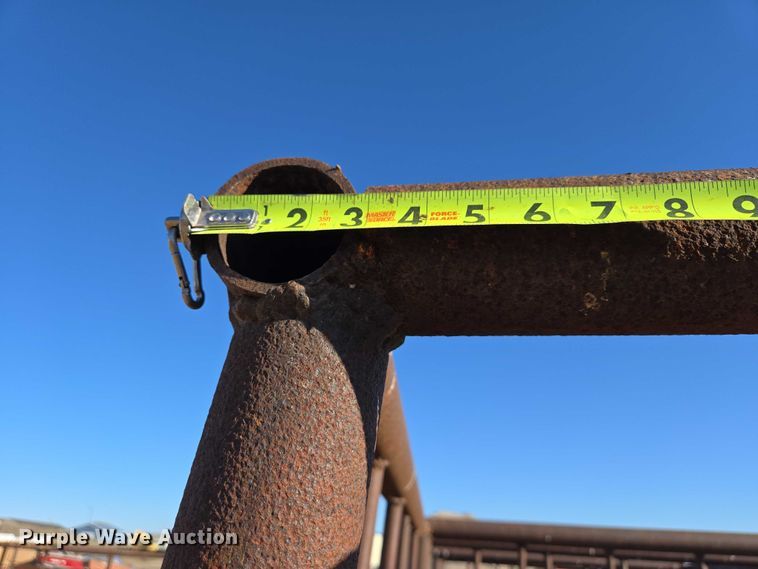 image for item ER1536 (6) hay bale feeders