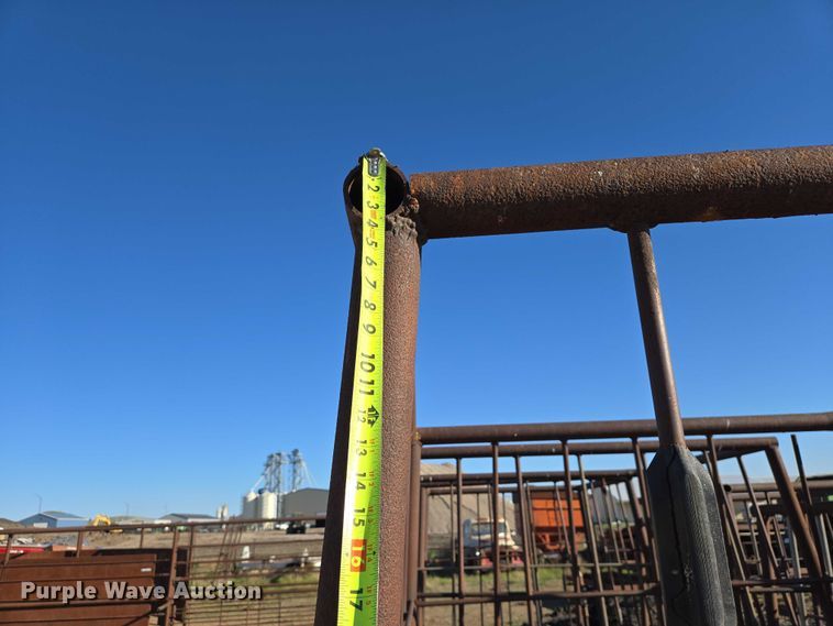 image for item ER1536 (6) hay bale feeders
