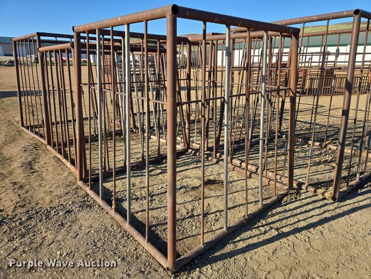 image for item ER1536 (6) hay bale feeders