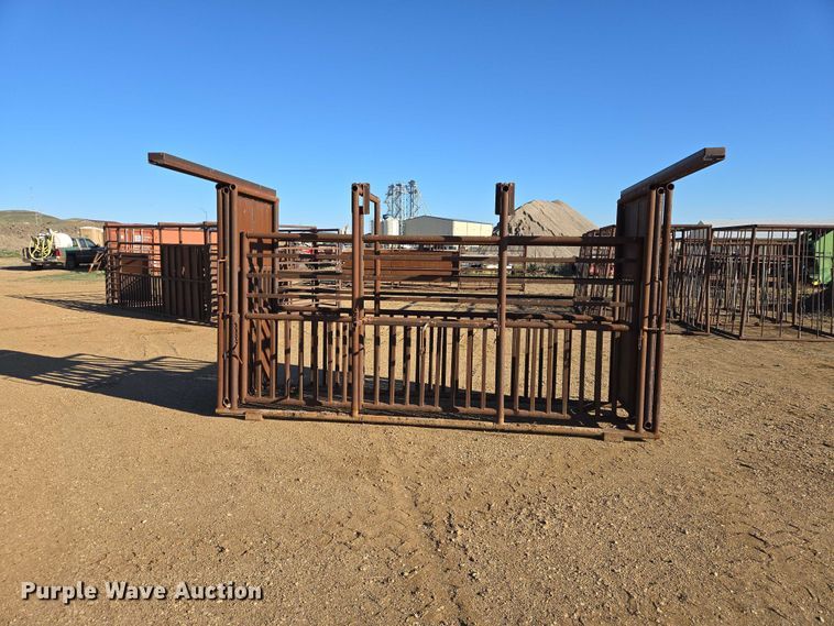 image for item ER1537 Livestock chute