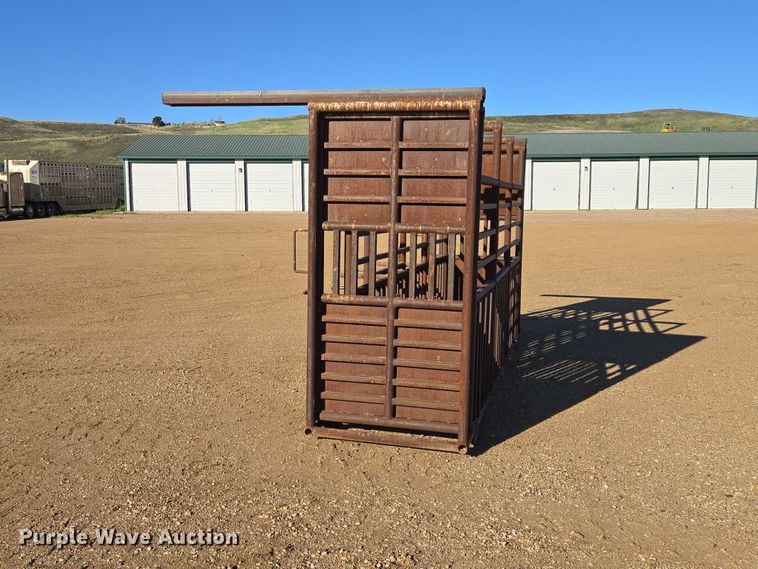 image for item ER1537 Livestock chute