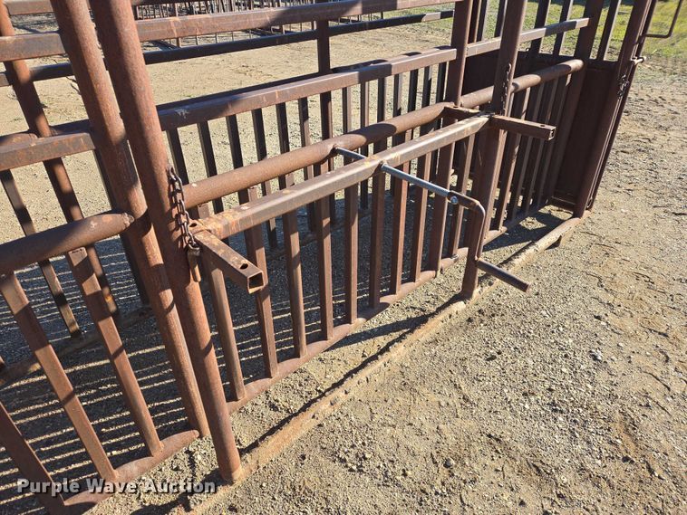 image for item ER1537 Livestock chute