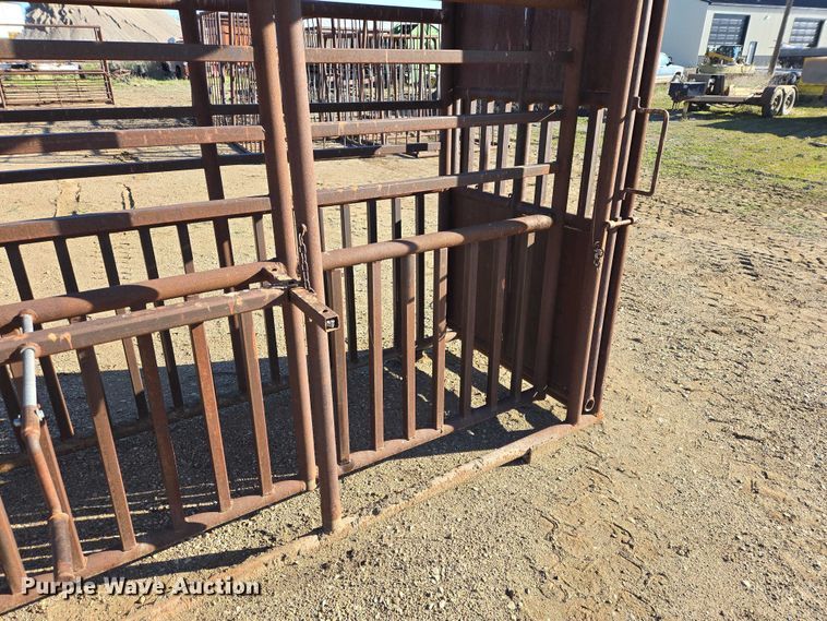image for item ER1537 Livestock chute
