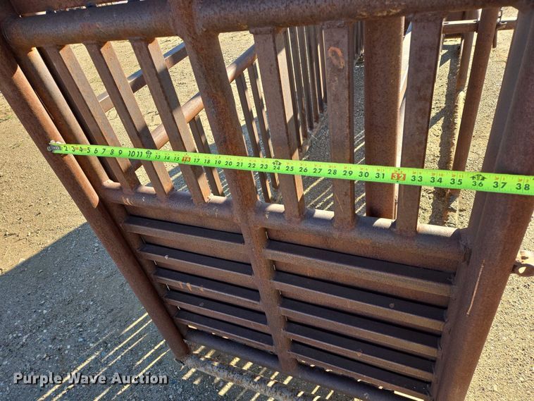 image for item ER1537 Livestock chute