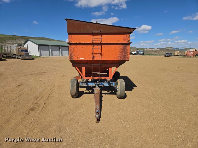 image for item ER1555 Gravity wagon