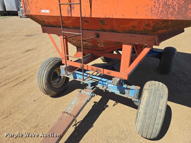 image for item ER1555 Gravity wagon