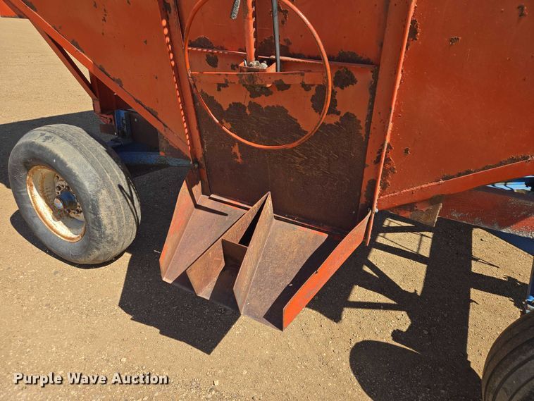 image for item ER1555 Gravity wagon
