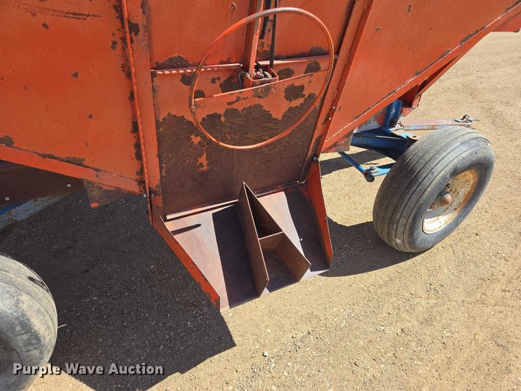 image for item ER1555 Gravity wagon