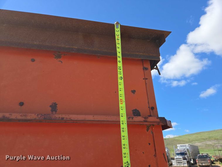image for item ER1555 Gravity wagon