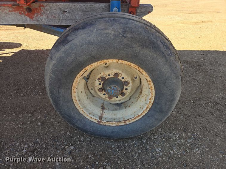 image for item ER1555 Gravity wagon